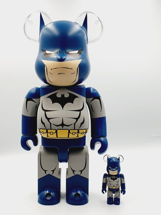 Batman x DC comic  X Medicom Toy Be@rbrick - Batman (Hush) 400%  100% Bearbrick 2022