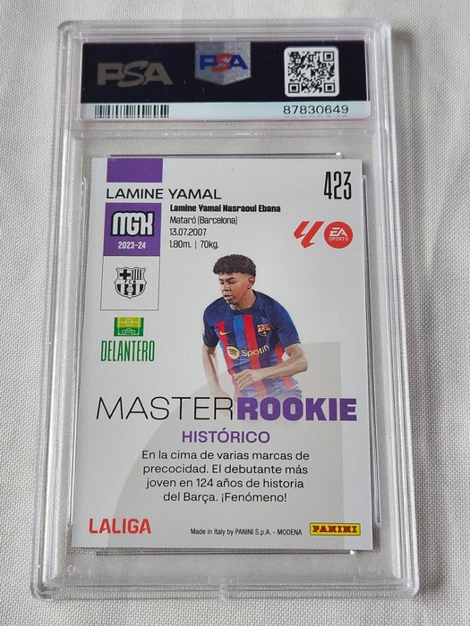 2023/24 Panini Megacracks Liga EA Sports Lamine Yamal #423 Master Rookie PSA 9 - 1 Graded card