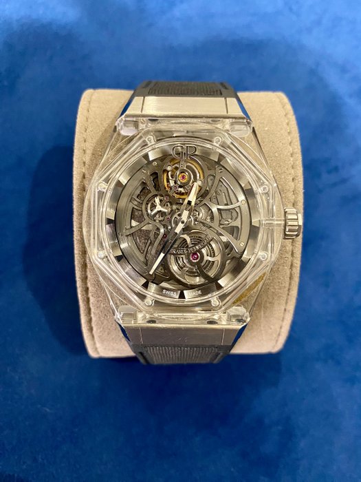 Girard-Perregaux - Laureato Absolute Light - 81071-43-231-FB6A - Mænd - 2020+