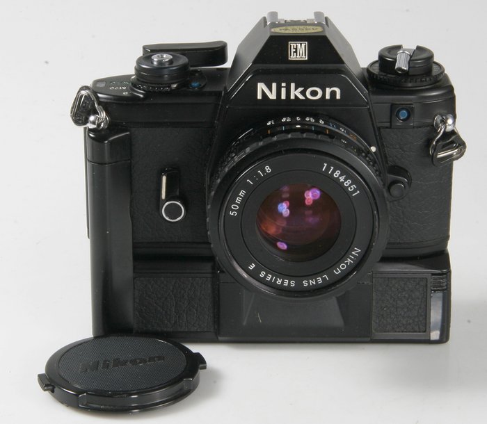 Nikon EM  + Nikon Series E 1.8/50 mm + MD-E motordrive - Reflekskamera med enkelt linse (SLR)