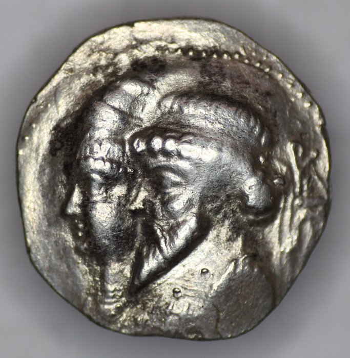 Elymais. Kamnaskires II/III and Anzaze (82/1-73/2 BC). Tetradrachm / Seleukeia on the Hedyphon mint