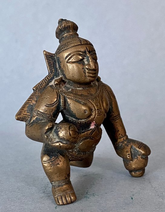 Laddu Gopal Krishna som barn stjal smør og "løb væk" fra sin mor - Engangs voks bronze støbning - Indien - 1700-tallet