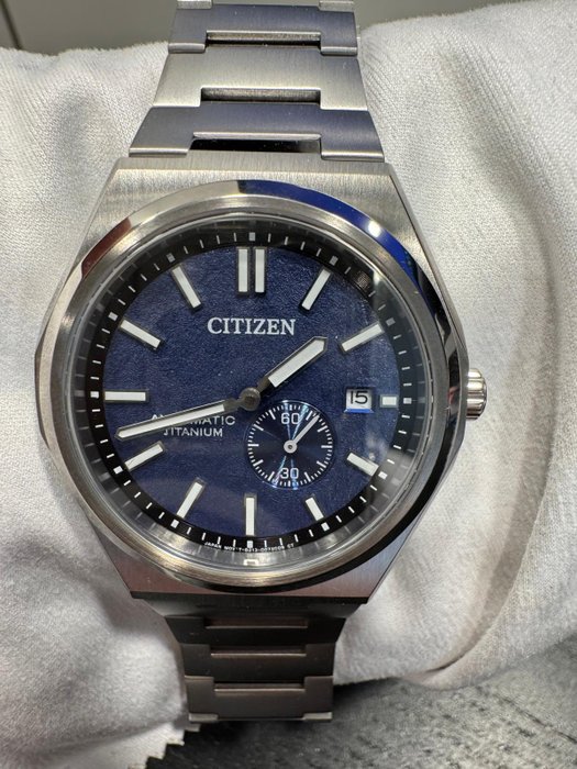 Citizen - Automatic Super Titanium - Ingen mindstepris - NJ0180-80L - Unisex - 2020+