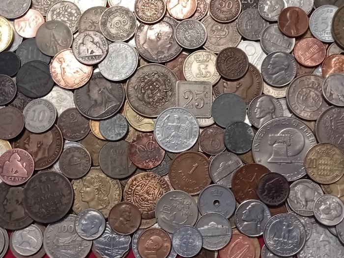 Verden. Large lot of World Coins (more than 300 coins), 1700 to present  (Ingen mindstepris)