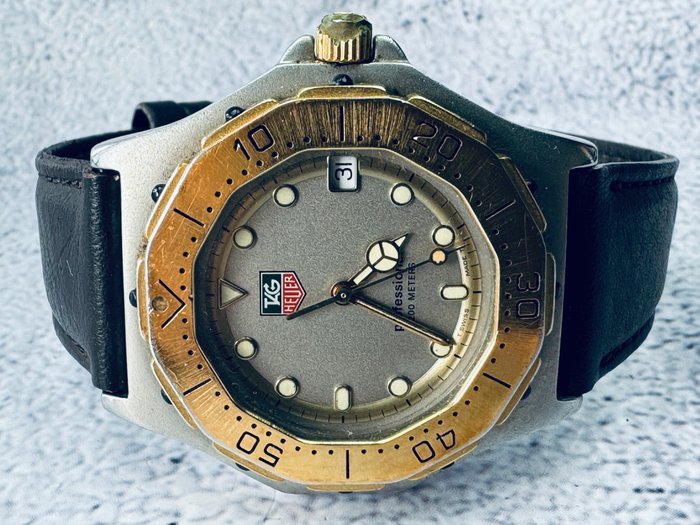 TAG Heuer - 3000 Series Professional - Ingen mindstepris - 934206 - Mænd - 1990-1999