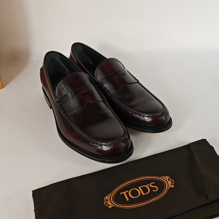 Tod's - Hyttesko - Størelse: 43.5 (EU/IT) / 9.5 (UK) / 10.5 (US) - Ny og i æsken