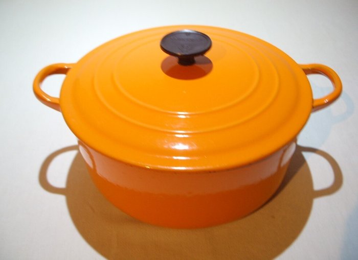 Le Creuset - Een originele Le Creuset cocotte met deksel - Pande - Støbejern