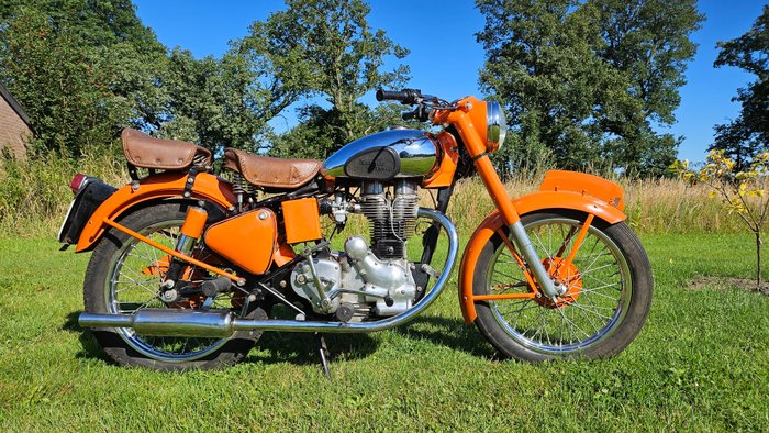 Royal Enfield - Bullet - 350 cc - 1972