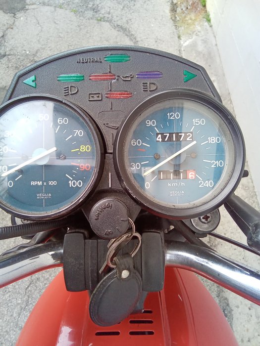 Moto Guzzi - V 35 II - 350 cc - 1984