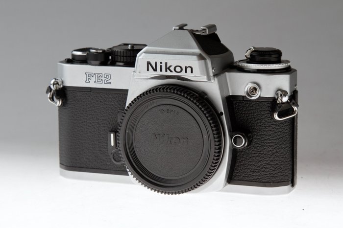 Nikon FE2 Reflekskamera med enkelt linse (SLR)