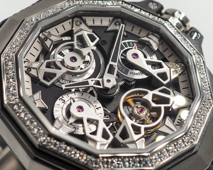 Corum - Admiral - Ingen mindstepris - * NEW * Titanium * Automatic * 1.30 ct Diamonds * LE of 18 pcs * - Mænd - 2020+