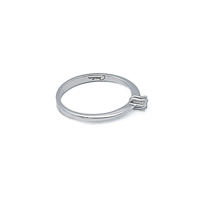 Miluna - Ring - 18 kraat Hvidguld -  0.14ct. tw. Diamant (Natur)