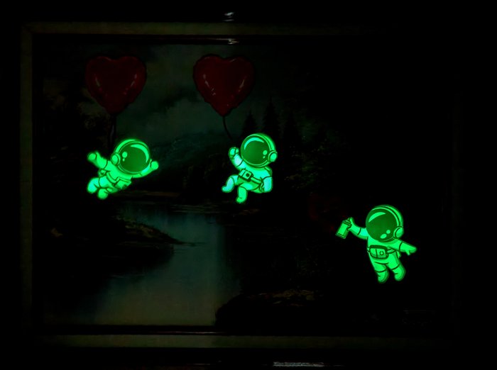 Punisher (XX-XXI) - "The party" (Glow in the dark) - XL - Hand painted