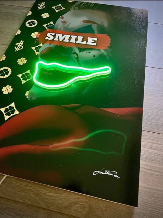 LEDMansion (1995) - Joker Smile Luxury Led Wall Art