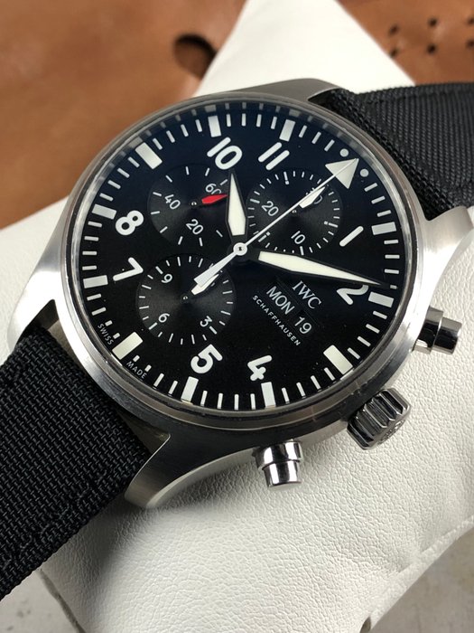 IWC - Pilot Chronograph Automatic - IW377709 - Mænd - 2011-nu