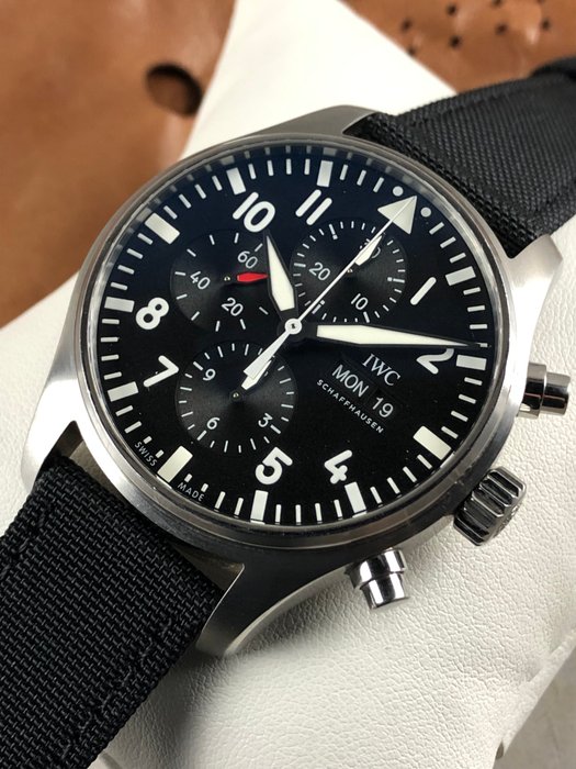 IWC - Pilot Chronograph Automatic - IW377709 - Mænd - 2011-nu