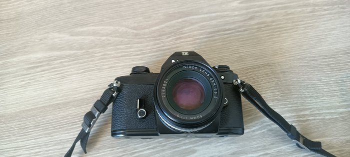 Nikon EM + Series E 1,8/50mm | Reflekskamera med enkelt linse (SLR)