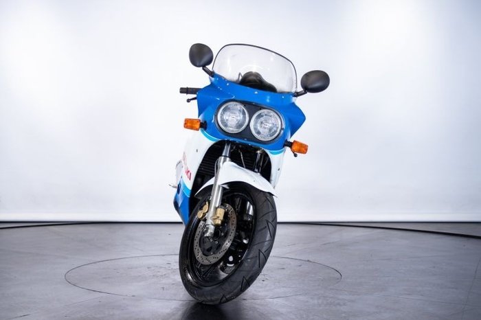 Suzuki - GSX-R 750 - 1987