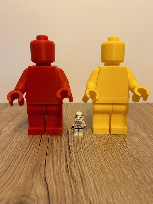 Fait maison - Réplique de Minifigures LEGO - Grand Modèle (16,5 cm) - Rouge et Jaune - Frankrig