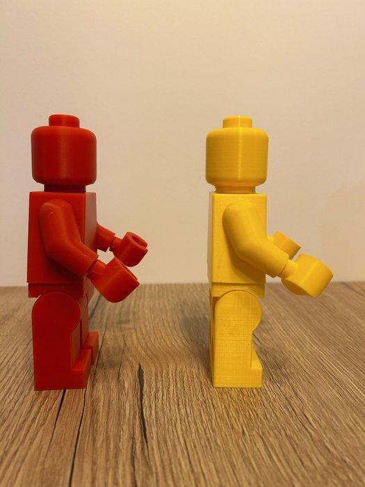 Fait maison - Réplique de Minifigures LEGO - Grand Modèle (16,5 cm) - Rouge et Jaune - Frankrig