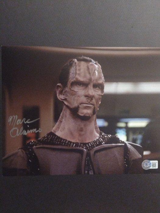 Star Trek: Deep Space Nine - Marc Alaimo (Gul Dukat) - Signed Photo with Beckett COA