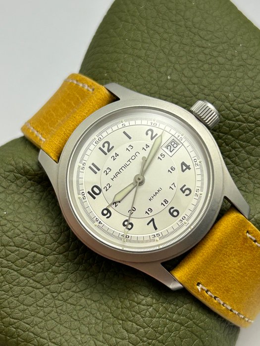 Hamilton - Khaki - Ingen mindstepris - H683410 - Mænd - 2000-2010