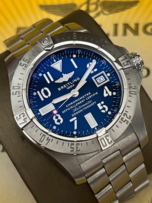 Breitling - Avenger Seawolf 3000m/10000ft - A17330 - Mænd - 2000-2010