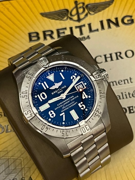 Breitling - Avenger Seawolf 3000m/10000ft - A17330 - Mænd - 2000-2010