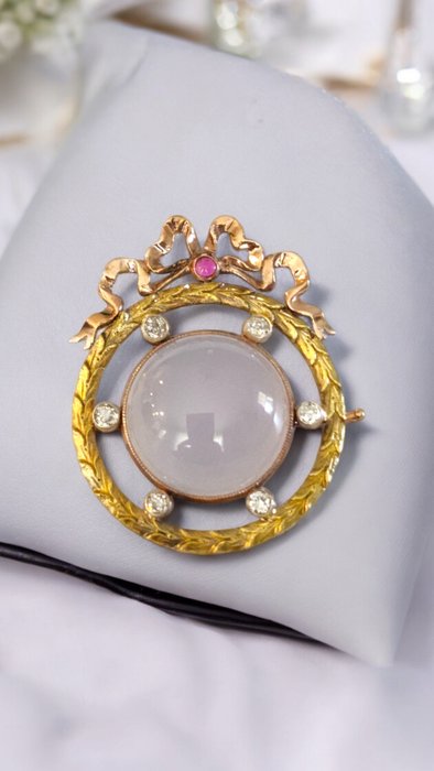 Broche - 14 karat Gulguld Kejserlig russisk antik guld- og diamantbroche omkring 1890 Mærket HW Diamant (Natur)