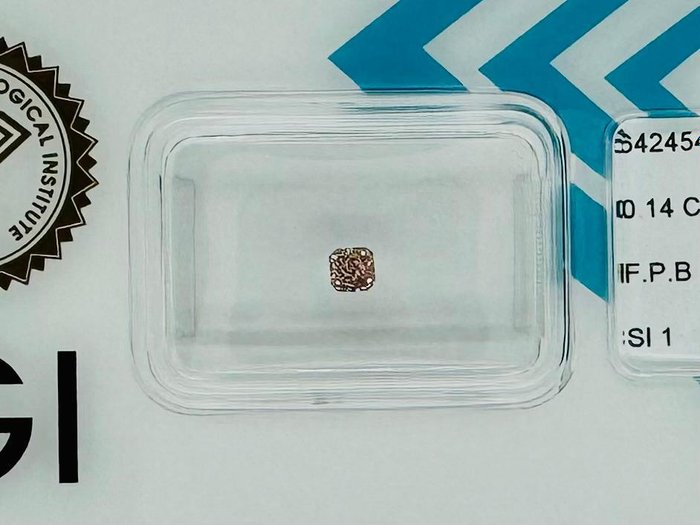 Ingen mindstepris - 1 pcs Diamant  (Naturfarvet)  - 0.14 ct - Kvadrat - Fancy Rosa Brun - SI1 - International Gemological Institute (IGI)