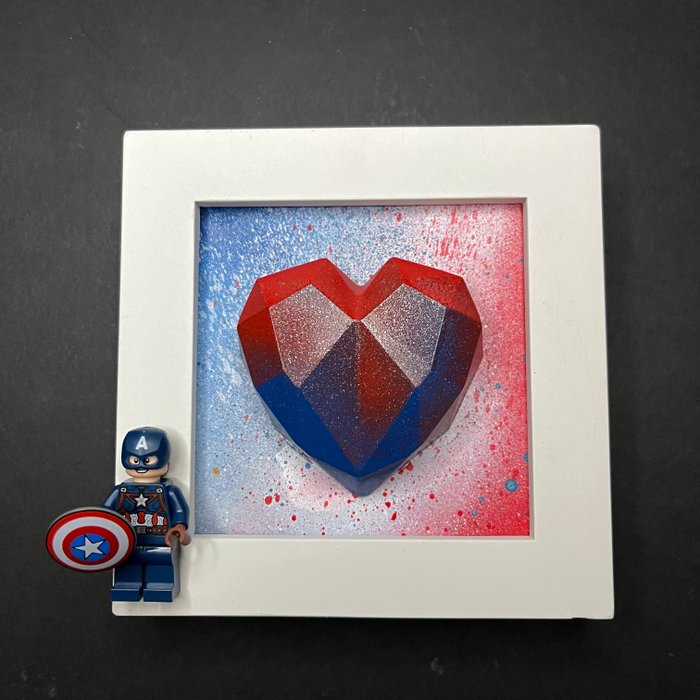 Miniature figur - “CAPITAN AMERICA: Mission Planet Heart” - Minifigure LEGO - Gips Træ