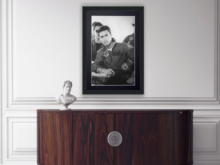 Top Gun (1986) - Tom Cruise (Maverick) - Fine Art Photography - Luxury Wooden Framed 70X50 cm - Limited Edition Nr 01 of 30 - Serial ID 17211 - Original Certificate (COA), Hologram Logo Editor and QR Code - 100% New items.