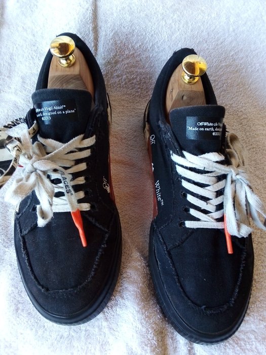 Off White - Flade sko - Størelse: Shoes / EU 40