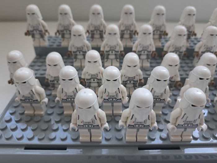 Lego - Star Wars - Star Wars minifig Snowtrooper Army (31x) - 2000-2010