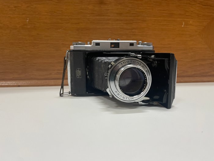 Zeiss Ikon Ikonta C 524/2 met Novar Anastigmat 3.5/105mm | Analogt kamera