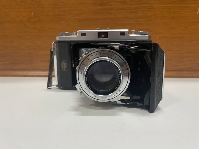 Zeiss Ikon Ikonta C 524/2 met Novar Anastigmat 3.5/105mm | Analogt kamera