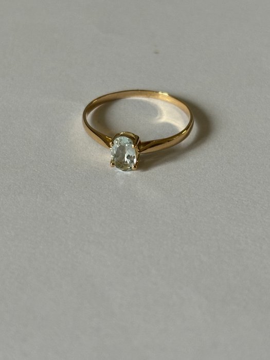 Ingen mindstepris - Ring - 18 kraat Gulguld -  5.00ct. tw. Akvamarin