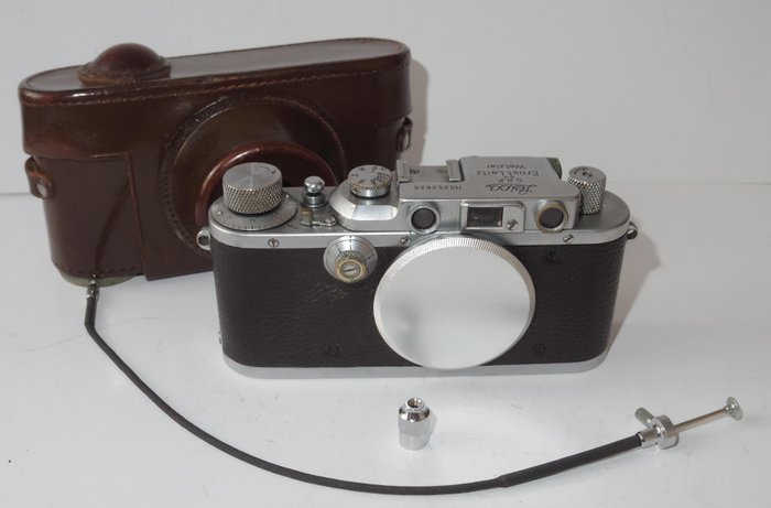 Leica IIIa rangefinder body - 1937 - very rare "S-T" engraving - working Rangefinder søgerkamera