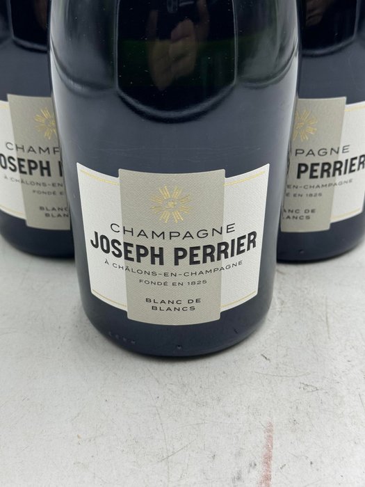 Joseph Perrier, Cuvée Royale Brut - Champagne Blanc de Blancs - 6 Flasker (0,75 L)