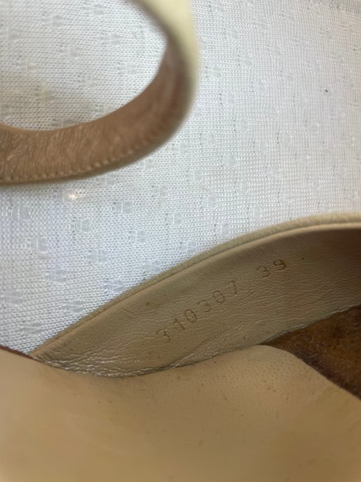 Louis Vuitton - Sandaler med hæle - Størelse: Shoes / EU 39