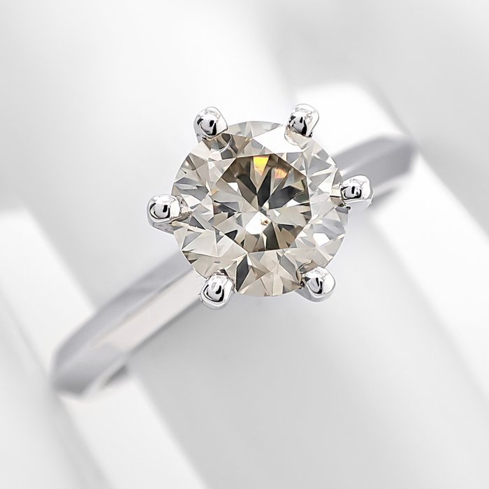 Ring - 14 karat Hvidguld -  1.22ct. tw. Grøn Diamant (Naturfarvet)