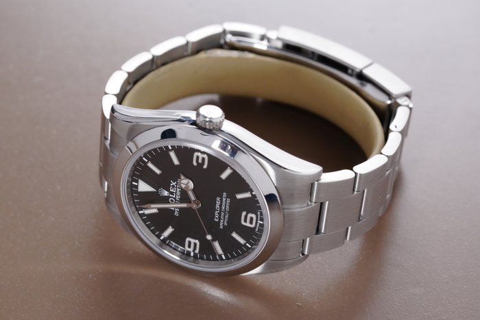 Rolex - Explorer I 39 - 214270 - Mænd - 2011-nu