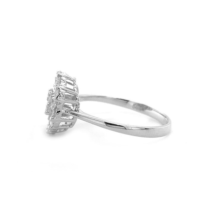 Ring - 14 karat Hvidguld -  0.74ct. tw. Diamant (Natur)