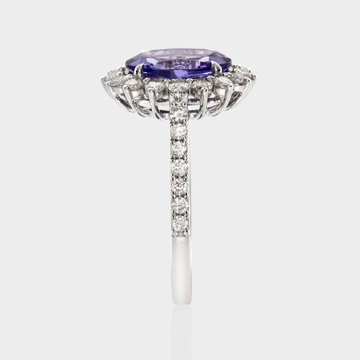 Ingen mindstepris - Ring - 14 karat Hvidguld -  2.92ct. tw. Tanzanit - Diamant - IGI 2,34 ct lavendel