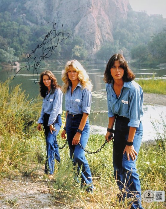 Charlie's Angels - Classic TV - Jaclyn Smith (Kelly Garrett) - Autograph, Photo With Beckett COA