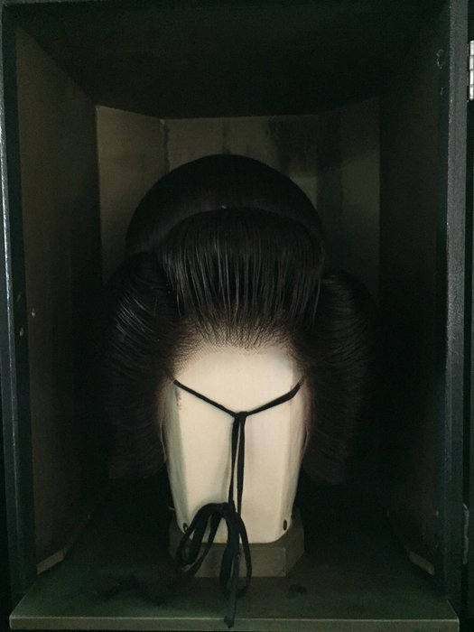 Japanese Vintage Geisha Wig KATSURA / Box - Statue Hårfiber - Japan  (Ingen mindstepris)