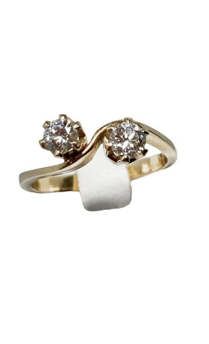 Ring - 18 kraat Gulguld -  056ct tw Diamant (Natur)