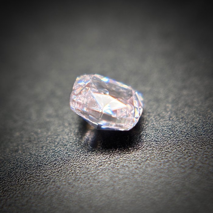 1 pcs Diamant  - 0.14 ct - Pude - SI2