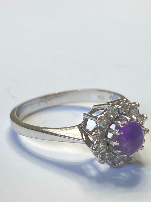 Ingen mindstepris - Ring - 18 kraat Hvidguld Safir - Diamant