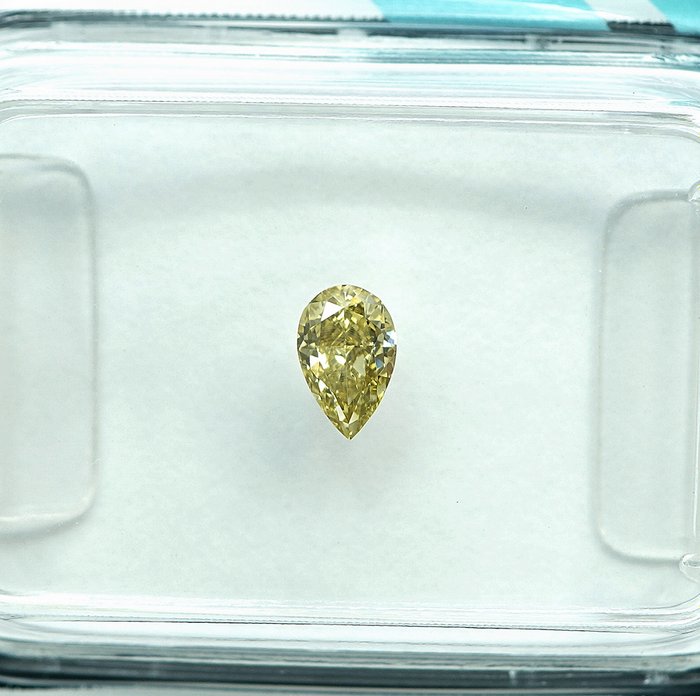 1 pcs Diamant  (Naturfarvet)  - 0.22 ct - Fancy light Gul - VS2 - International Gemological Institute (IGI)